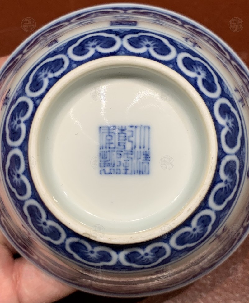 清乾隆 青花新茗御题诗三清茶碗 - 图3