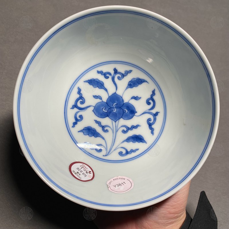 清康熙 青花缠枝四叶花纹碗 - 图3