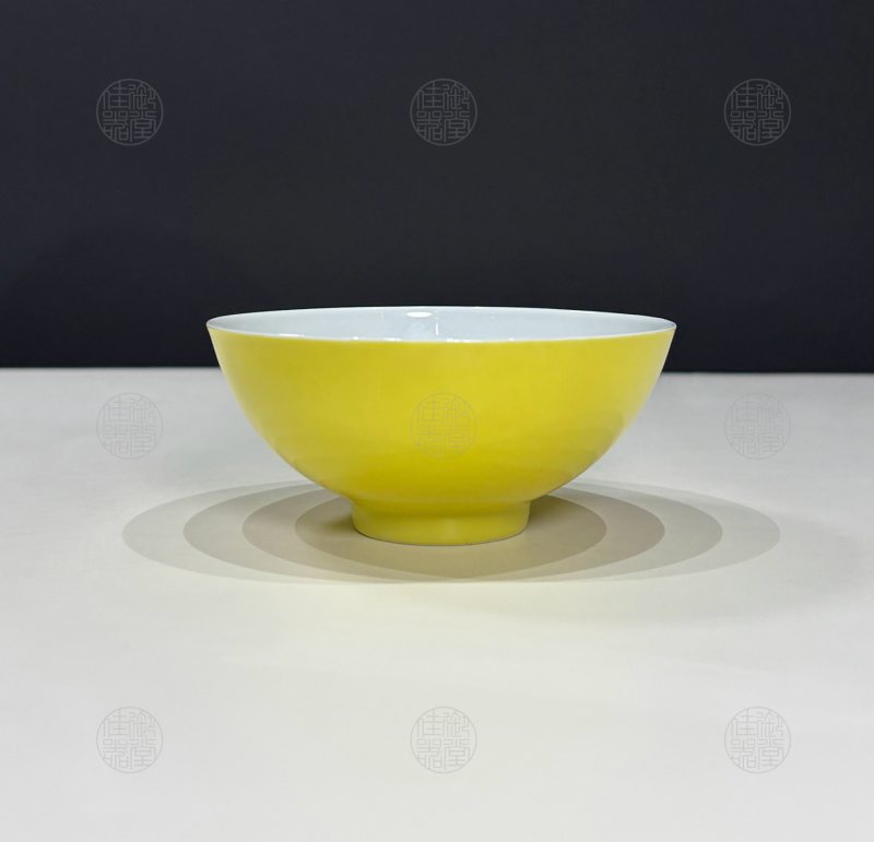 白里柠檬黄釉敞口小碗
